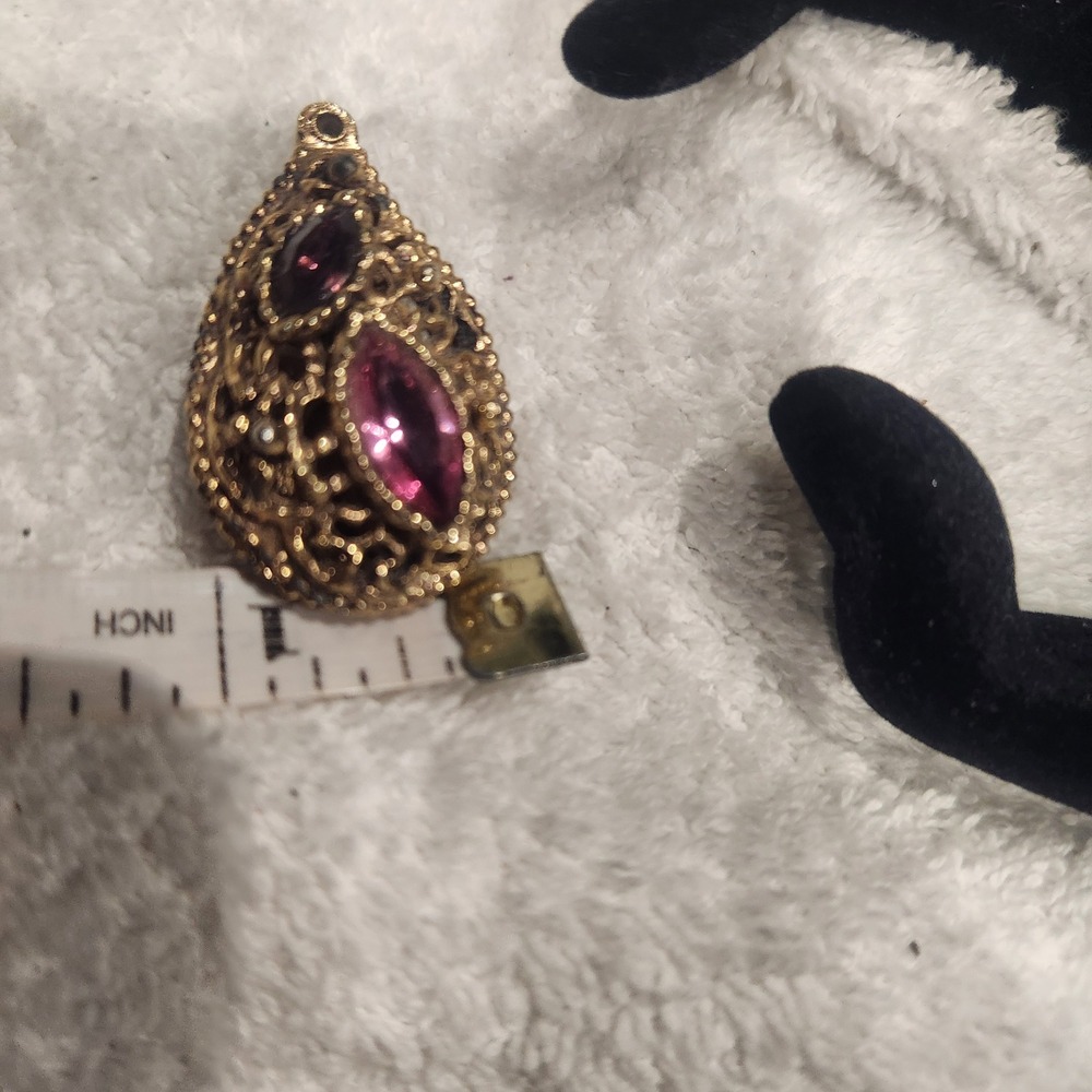 Vintage Gold Tone Filigree Teardrop Pendant Pink Purple Marquise Rhinestone - Picture 7 of 13